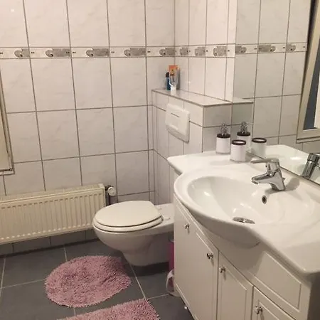 Apartment Ferienwohnung Schwarze Heide Hannover